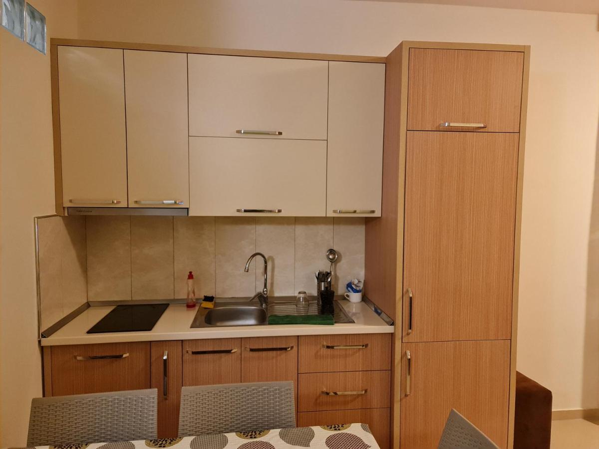 Apartament Holiday Wlora