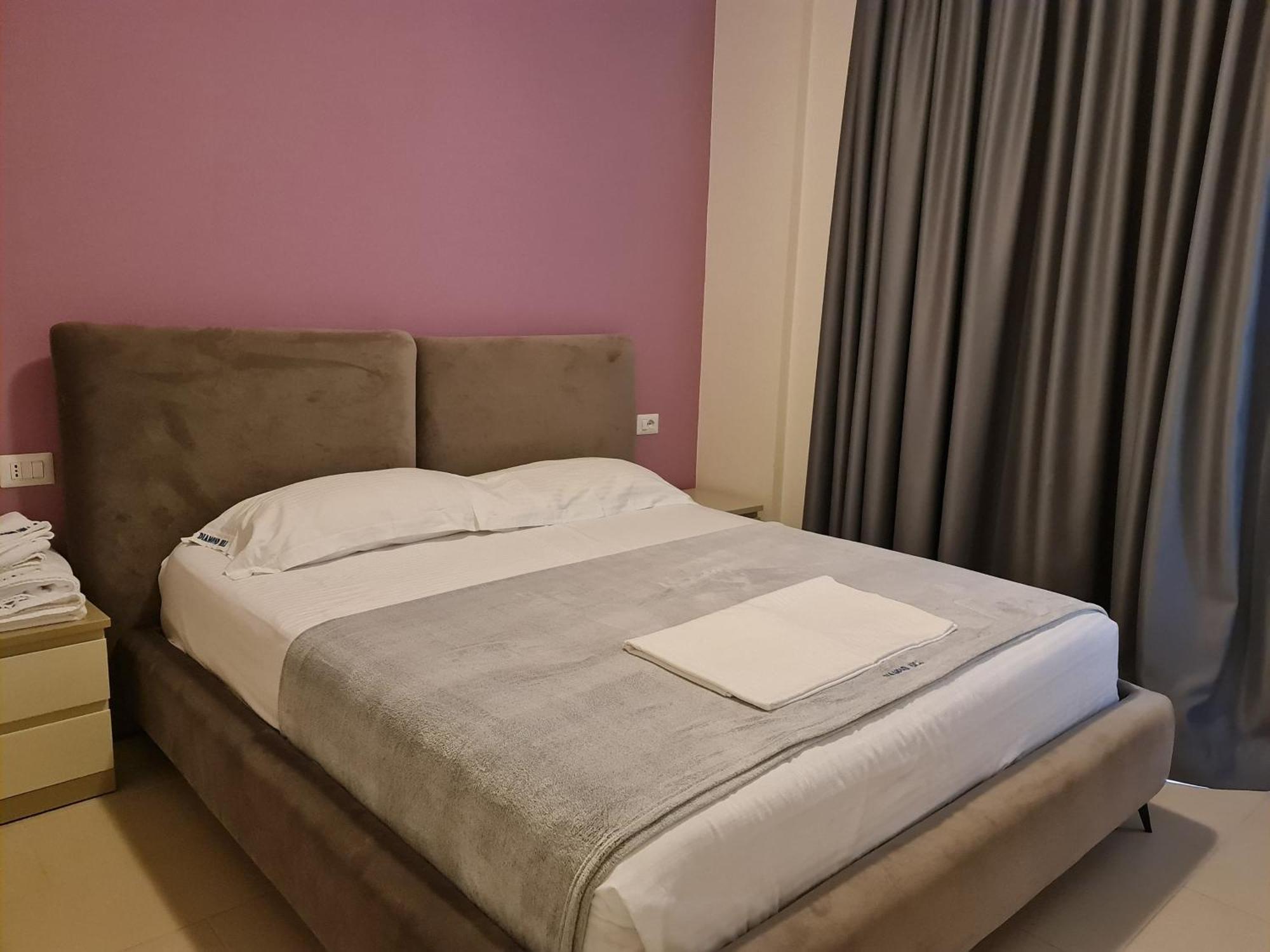 Apartament Holiday Wlora