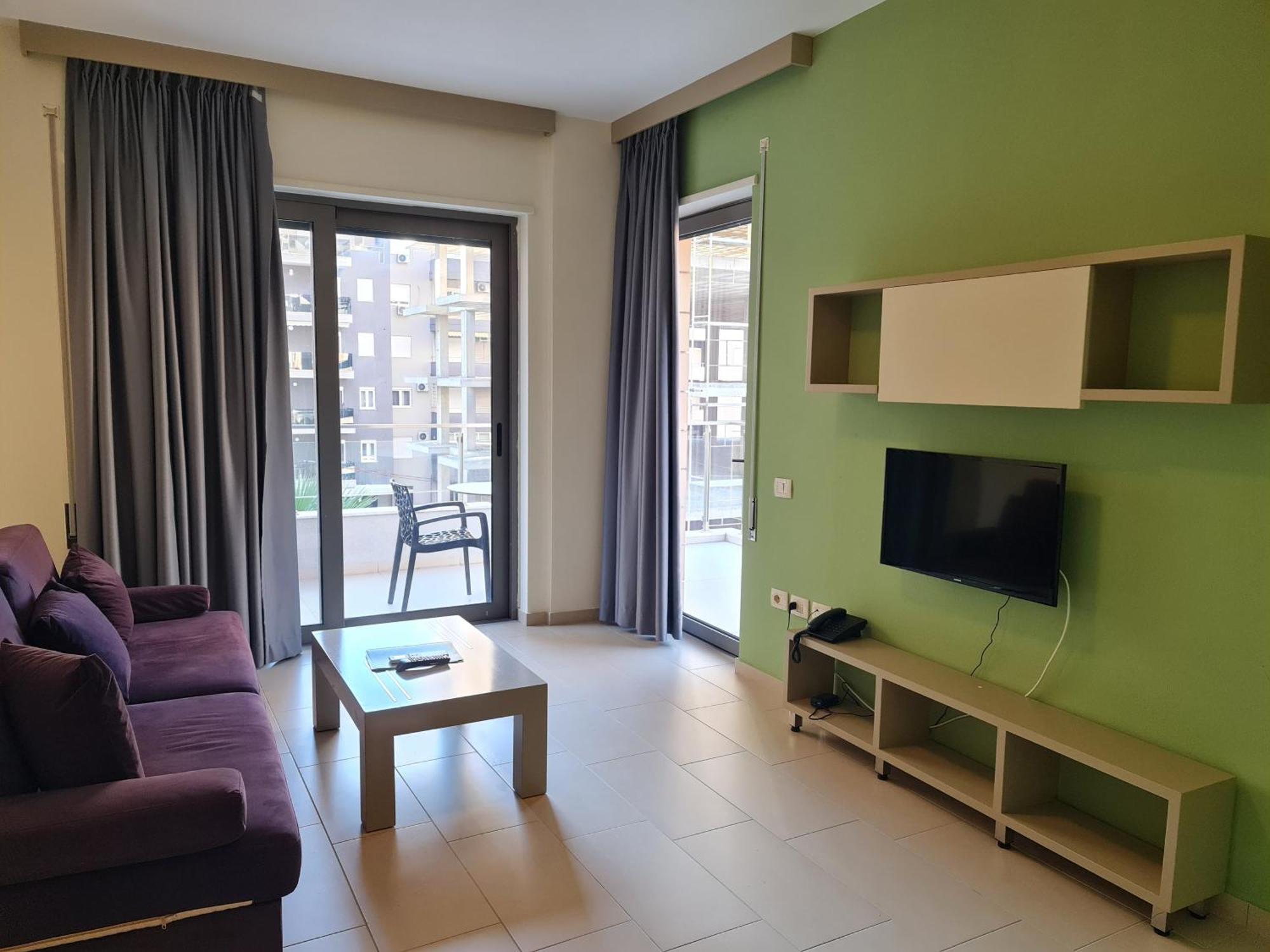Apartament Holiday *