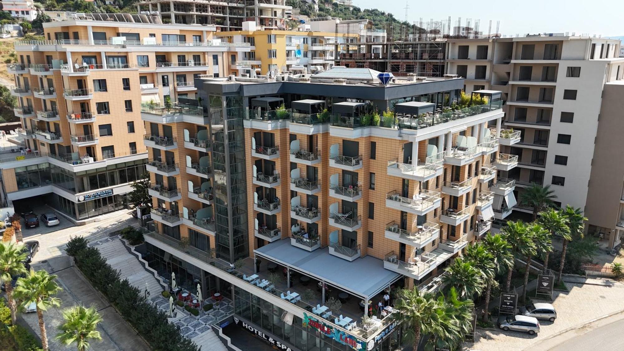 Apartament Holiday Wlora